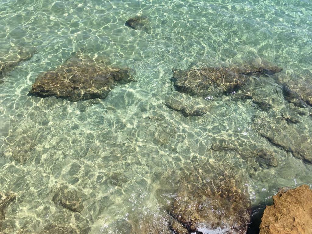 Relax Due Passi Dal Mare Lägenhet Spadafora Exteriör bild